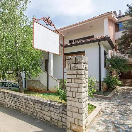 Navetta Apartment Porec Exterior photo