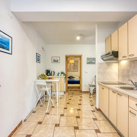 Navetta Apartment Porec Exterior photo